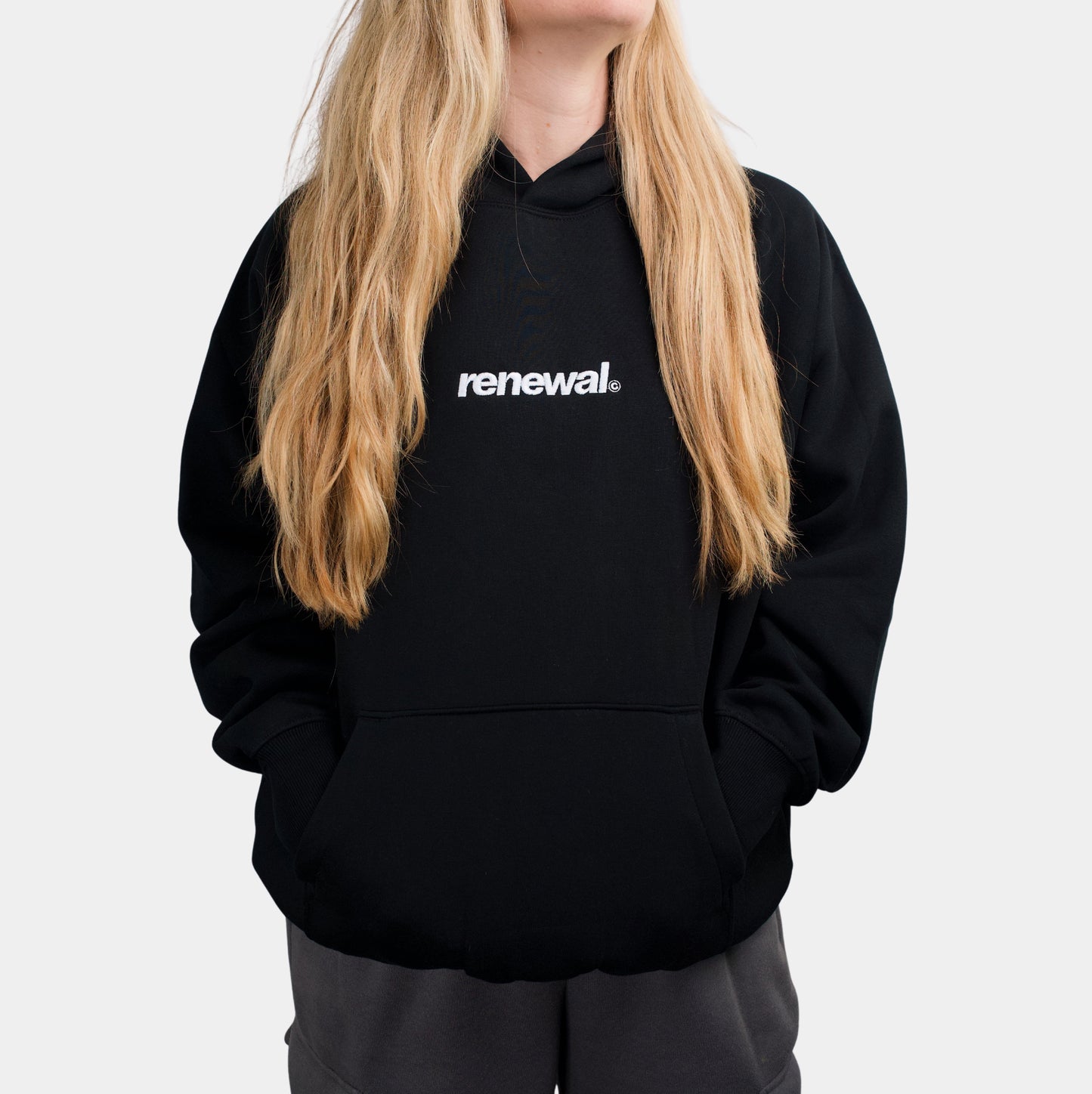 OVERSIZED PULLOVER HOODIE
